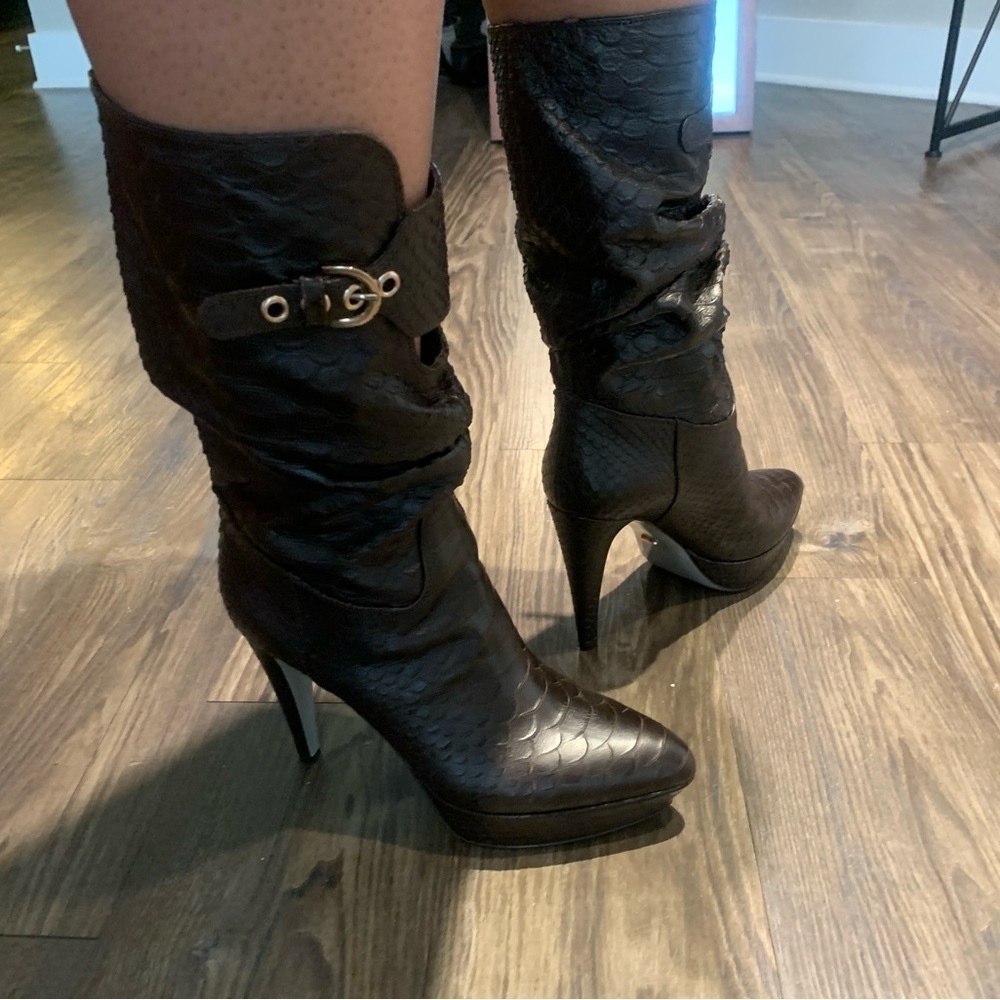 $2295 SERGIO ROSSI RARE Python Leather Dark Brown… - image 2